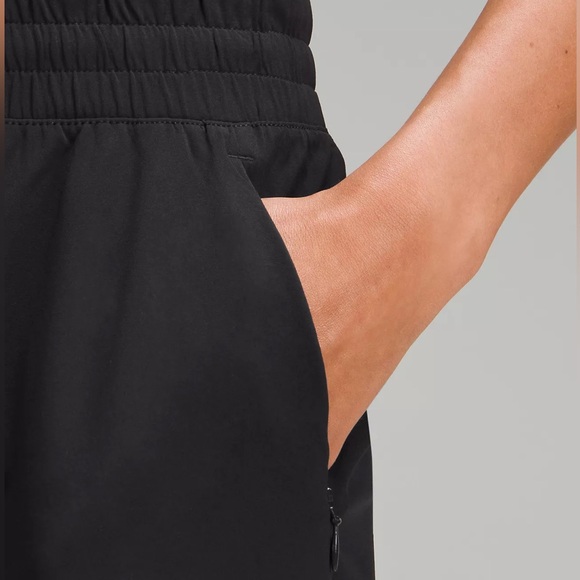 NWOT Lululemon Swift Mid-Rise Wide-Leg Pant SZ. 12 - Picture 9 of 9